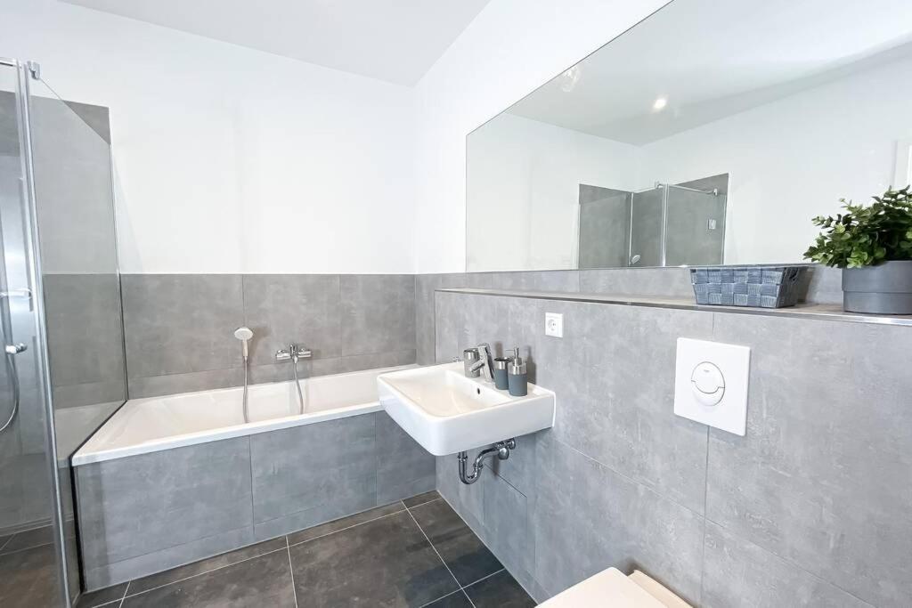 Modernes Luxus-Apartment Im Leipziger Zentrum Екстериор снимка